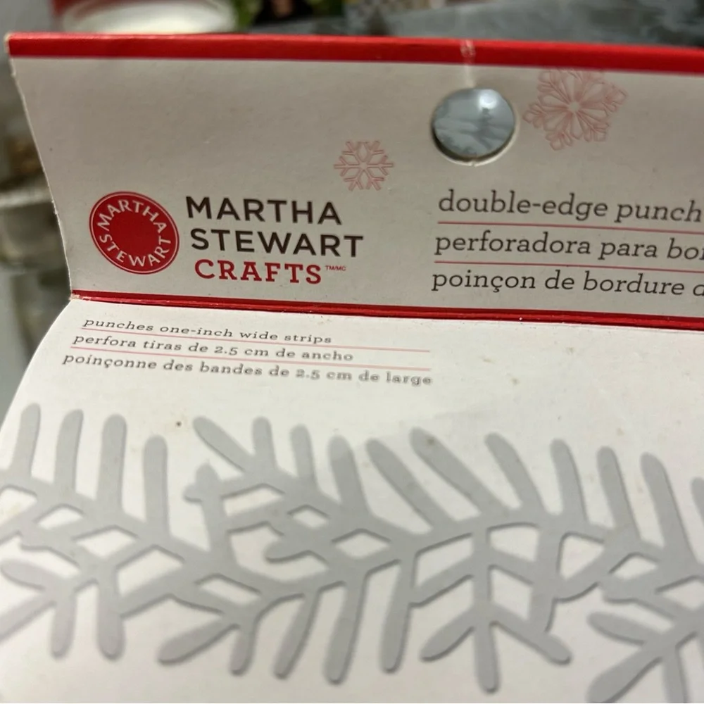 NIB New HTF Retired Martha Stewart Crafts Pine Needles trim double edge punch